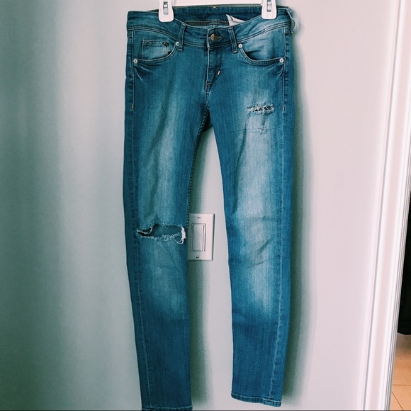 H&M Denim - distressed skinny jeans